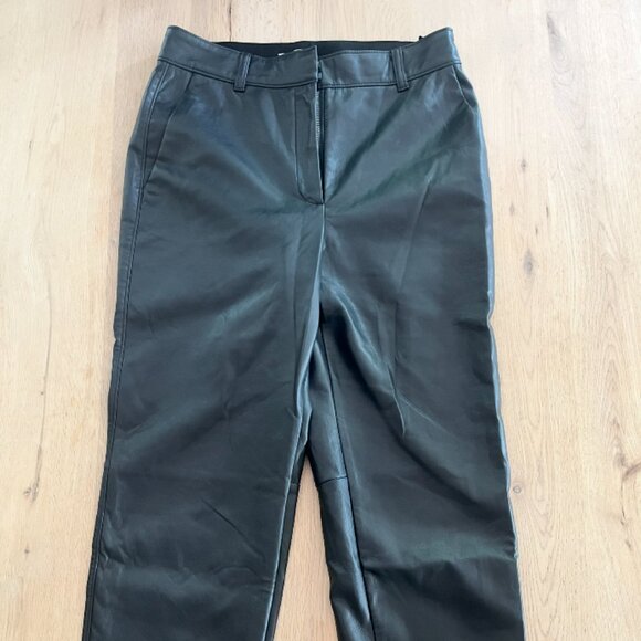 Aritzia Babaton Size 8 Black Vegan Leather Straight Leg Pants - Picture 1 of 4